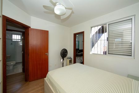Apartamento para alugar com 92m², 3 quartos e 2 vagas Apartamento para alugar com 92m², 3 quartos e 2 vagasQUARTO3
