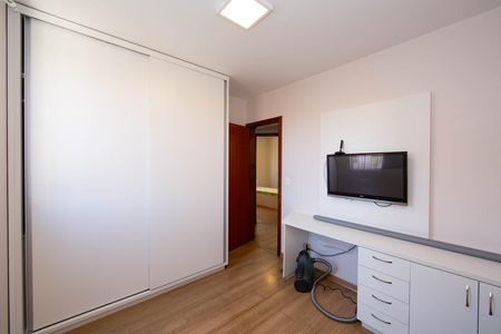 Apartamento para alugar com 92m², 3 quartos e 2 vagas Apartamento para alugar com 92m², 3 quartos e 2 vagasQUARTO1