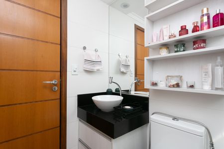 Banheiro  de apartamento à venda com 2 quartos, 67m² em Jardim Sao Carlos (zona Leste), São Paulo