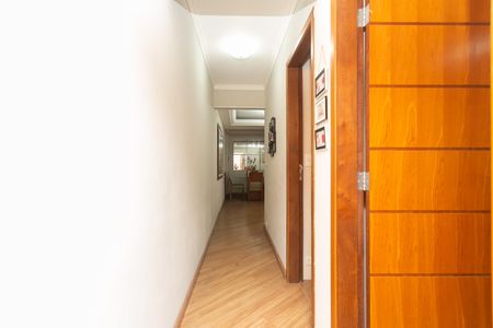 Apartamento à venda com 67m², 2 quartos e 1 vaga Apartamento à venda com 67m², 2 quartos e 1 vagaCorredor
