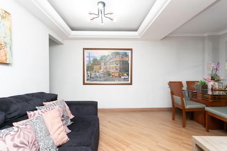 Apartamento à venda com 67m², 2 quartos e 1 vaga Apartamento à venda com 67m², 2 quartos e 1 vagaSala