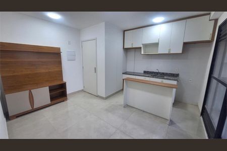 Foto 02 de apartamento à venda com 2 quartos, 41m² em Carandiru, São Paulo
