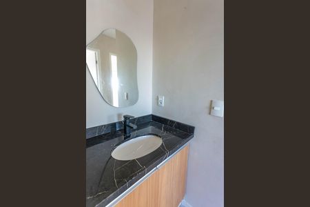 Apartamento à venda com 37m², 2 quartos e sem vaga Apartamento à venda com 37m², 2 quartos e sem vagaBanheiro