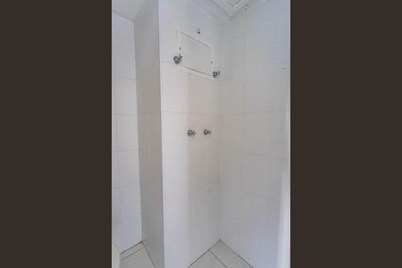 Banheiro  de apartamento para alugar com 2 quartos, 37m² em Americanópolis, São Paulo