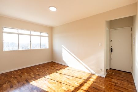 Apartamento para alugar com 70m², 2 quartos e 1 vaga
