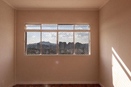 Apartamento para alugar com 70m², 2 quartos e 1 vaga