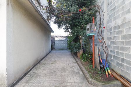 Casa à venda com 290m², 3 quartos e 7 vagas Casa à venda com 290m², 3 quartos e 7 vagasGaragem / Quintal
