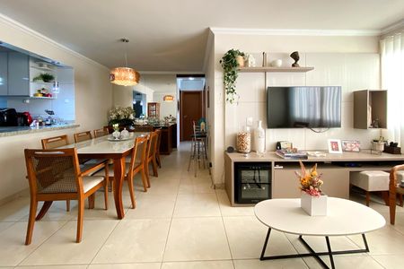 Apartamento à venda com 86m², 3 quartos e 2 vagas Apartamento à venda com 86m², 3 quartos e 2 vagasSala