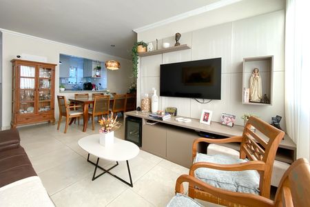 Apartamento à venda com 86m², 3 quartos e 2 vagas Apartamento à venda com 86m², 3 quartos e 2 vagasSala