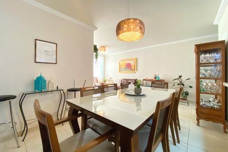 Apartamento à venda com 86m², 3 quartos e 2 vagas Apartamento à venda com 86m², 3 quartos e 2 vagasSala de Jantar