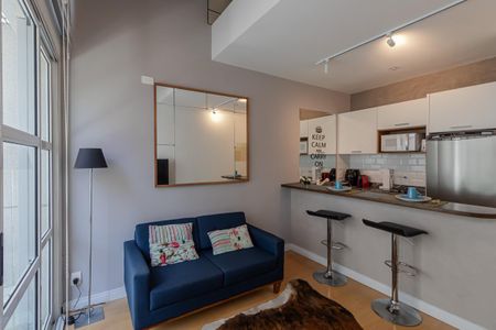 Sala de apartamento para alugar com 1 quarto, 50m² em Indianópolis, São Paulo