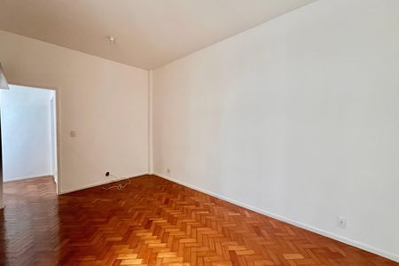 Apartamento para alugar com 43m², 1 quarto e sem vaga