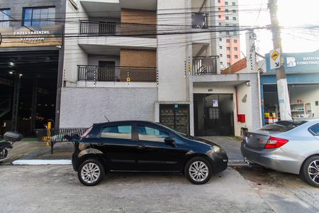 Fachada + Placa de apartamento para alugar com 2 quartos, 45m² em Cidade Antônio Estêvão de Carvalho, São Paulo