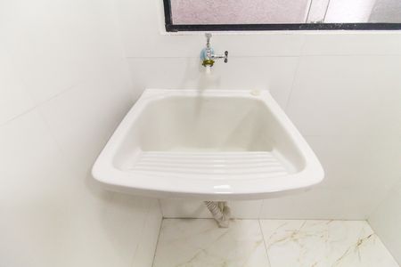 Apartamento para alugar com 45m², 2 quartos e sem vaga Apartamento para alugar com 45m², 2 quartos e sem vagaCozinha e Área de Serviço