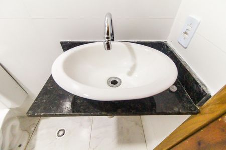 Apartamento para alugar com 45m², 2 quartos e sem vaga Apartamento para alugar com 45m², 2 quartos e sem vagaBanheiro