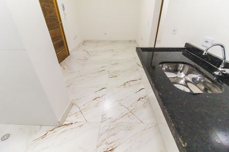 Apartamento para alugar com 45m², 2 quartos e sem vaga Apartamento para alugar com 45m², 2 quartos e sem vagaCozinha e Área de Serviço