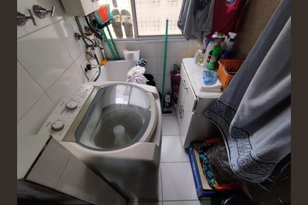 Área de Serviço de apartamento para alugar com 2 quartos, 47m² em Parque Bristol, São Paulo