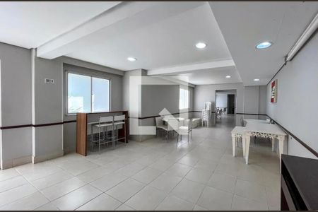 Apartamento para alugar com 47m², 2 quartos e 1 vaga Apartamento para alugar com 47m², 2 quartos e 1 vagaÁrea comum - Salão de festas