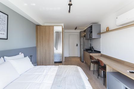Studio à venda com 25m², 1 quarto e sem vaga Studio à venda com 25m², 1 quarto e sem vagaStudio