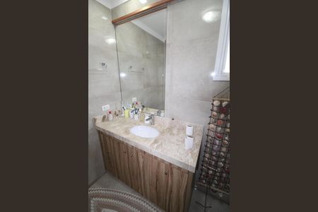 Apartamento para alugar com 133m², 4 quartos e 3 vagasBanheiro da Suíte 2