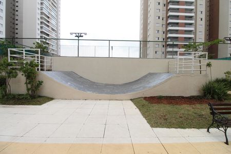 Apartamento para alugar com 133m², 4 quartos e 3 vagasÁrea comum - Skate