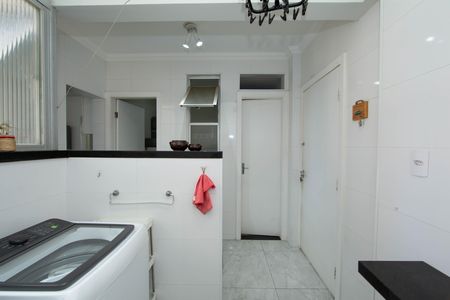 Apartamento à venda com 170m², 4 quartos e 2 vagas Apartamento à venda com 170m², 4 quartos e 2 vagasAREA DE SERVICO