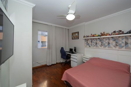 Apartamento à venda com 170m², 4 quartos e 2 vagas Apartamento à venda com 170m², 4 quartos e 2 vagasQUARTO1