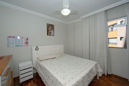 Apartamento à venda com 170m², 4 quartos e 2 vagas Apartamento à venda com 170m², 4 quartos e 2 vagasQUARTO4