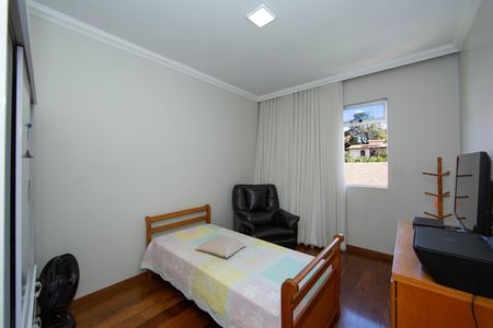 Apartamento à venda com 170m², 4 quartos e 2 vagas Apartamento à venda com 170m², 4 quartos e 2 vagasQUARTO2