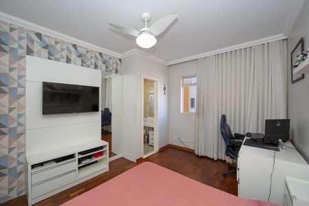 Apartamento à venda com 170m², 4 quartos e 2 vagas Apartamento à venda com 170m², 4 quartos e 2 vagasQUARTO1