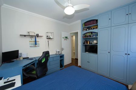 Apartamento à venda com 170m², 4 quartos e 2 vagas Apartamento à venda com 170m², 4 quartos e 2 vagasQUARTO3