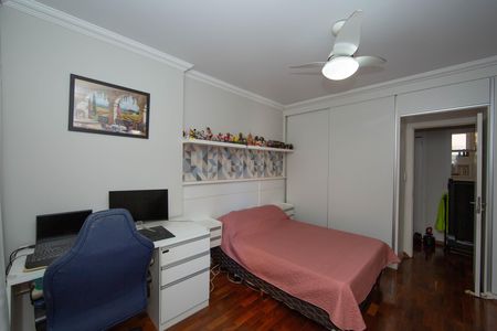 Apartamento à venda com 170m², 4 quartos e 2 vagas Apartamento à venda com 170m², 4 quartos e 2 vagasQUARTO1