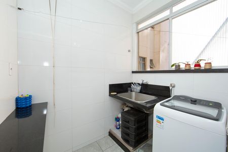 Apartamento à venda com 170m², 4 quartos e 2 vagas Apartamento à venda com 170m², 4 quartos e 2 vagasAREA DE SERVICO