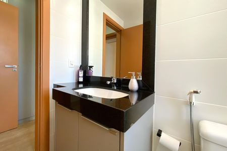 Apartamento para alugar com 60m², 2 quartos e sem vaga Apartamento para alugar com 60m², 2 quartos e sem vagaBanheiro da Suíte