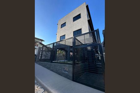 Studio para alugar com 24m², 1 quarto e sem vaga Studio para alugar com 24m², 1 quarto e sem vagaFachada