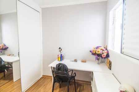Casa de condomínio à venda com 220m², 3 quartos e 4 vagas Casa de condomínio à venda com 220m², 3 quartos e 4 vagasQuarto 2