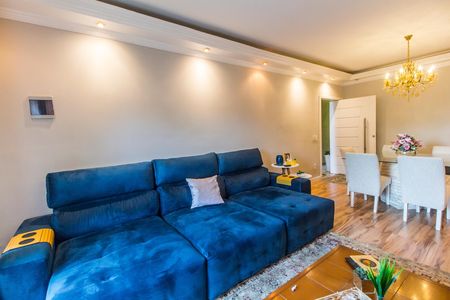 Casa de condomínio à venda com 220m², 3 quartos e 4 vagas Casa de condomínio à venda com 220m², 3 quartos e 4 vagasSala