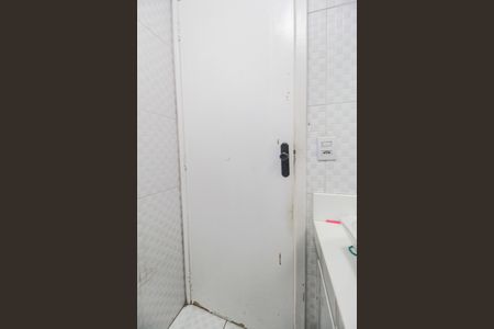 Casa de condomínio à venda com 220m², 3 quartos e 4 vagas Casa de condomínio à venda com 220m², 3 quartos e 4 vagasBanheiro 2