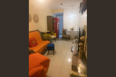 Sala de apartamento para alugar com 3 quartos, 90m² em Vila Valqueire, Rio de Janeiro