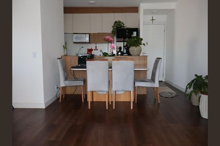 Apartamento à venda com 80m², 2 quartos e 1 vagaSala