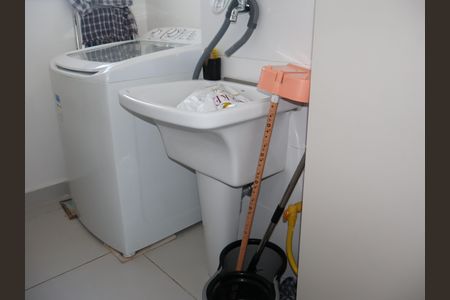 Apartamento à venda com 80m², 2 quartos e 1 vagaÁrea de Serviço