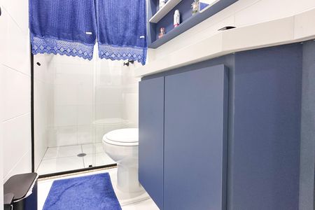 Apartamento à venda com 60m², 2 quartos e 2 vagas Apartamento à venda com 60m², 2 quartos e 2 vagasBanheiro da Suíte