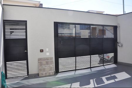Garagem de casa à venda com 3 quartos, 150m² em Chácara Inglesa, São Paulo