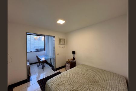 Apartamento para alugar com 232m², 3 quartos e 2 vagas Apartamento para alugar com 232m², 3 quartos e 2 vagasSuíte 2