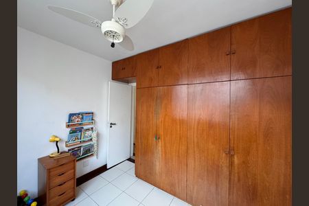 Apartamento para alugar com 232m², 3 quartos e 2 vagas Apartamento para alugar com 232m², 3 quartos e 2 vagasQuarto