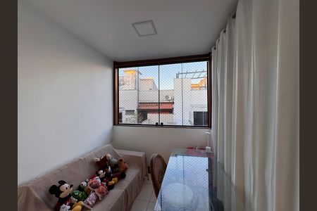 Apartamento para alugar com 232m², 3 quartos e 2 vagas Apartamento para alugar com 232m², 3 quartos e 2 vagasSuíte 2