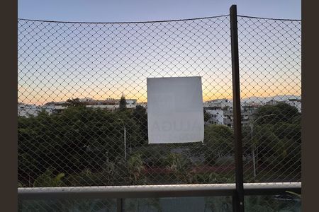 Apartamento para alugar com 232m², 3 quartos e 2 vagas Apartamento para alugar com 232m², 3 quartos e 2 vagasPlaquinha Quinto Andar