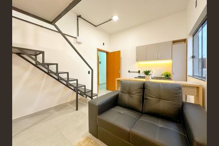 Sala de kitnet/studio para alugar com 1 quarto, 24m² em Ipiranga, São José