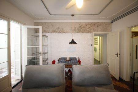 Apartamento para alugar com 66m², 2 quartos e sem vagaSala