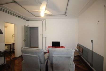 Sala de apartamento para alugar com 2 quartos, 66m² em Floresta, Porto Alegre